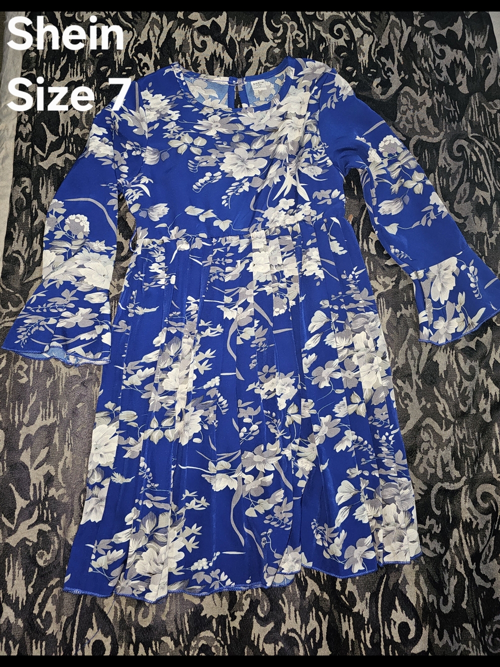 LOT OF 4 SHEIN SIZE 7 LONGSLEEVE DRESSES